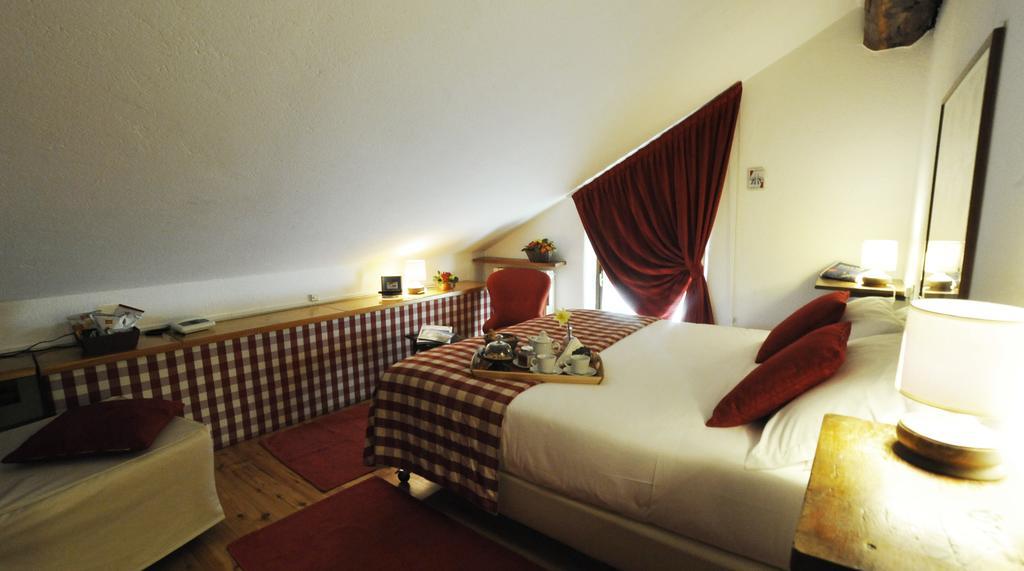 Hotel La Grange - Animal Chic